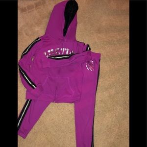 Justice size 8 sweatsuit. EUC. Pet and smoke free